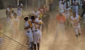 Carlos El Tsunami Martínez debuta este domingo en la Liga Nacional de Verano de Béisbol