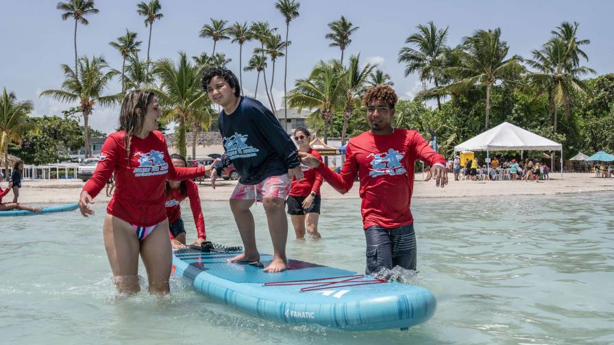 El surf como actividad inclusiva para las personas dentro del espectro autista