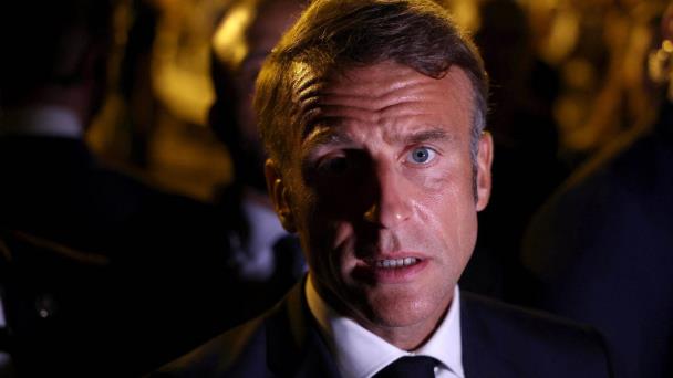Macron inicia las consultas a partidos para nombrar primer ministro, sin dar fecha límite