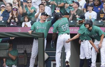 Marineros despiden al mánager Scott Servais tras malos resultados recientes