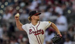 Novato Schwellenbach retira a 19 bateadores en fila y Bravos superan 3-2 a Filis