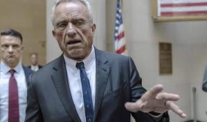 Trump dice que se sentiría honrado de recibir el apoyo de Robert Kennedy Jr.