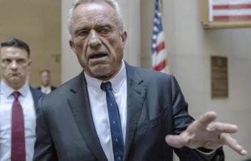 Trump dice que se sentiría honrado de recibir el apoyo de Robert Kennedy Jr.