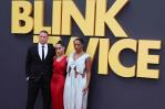 Channing Tatum y Naomi Ackie en Blink Twice
