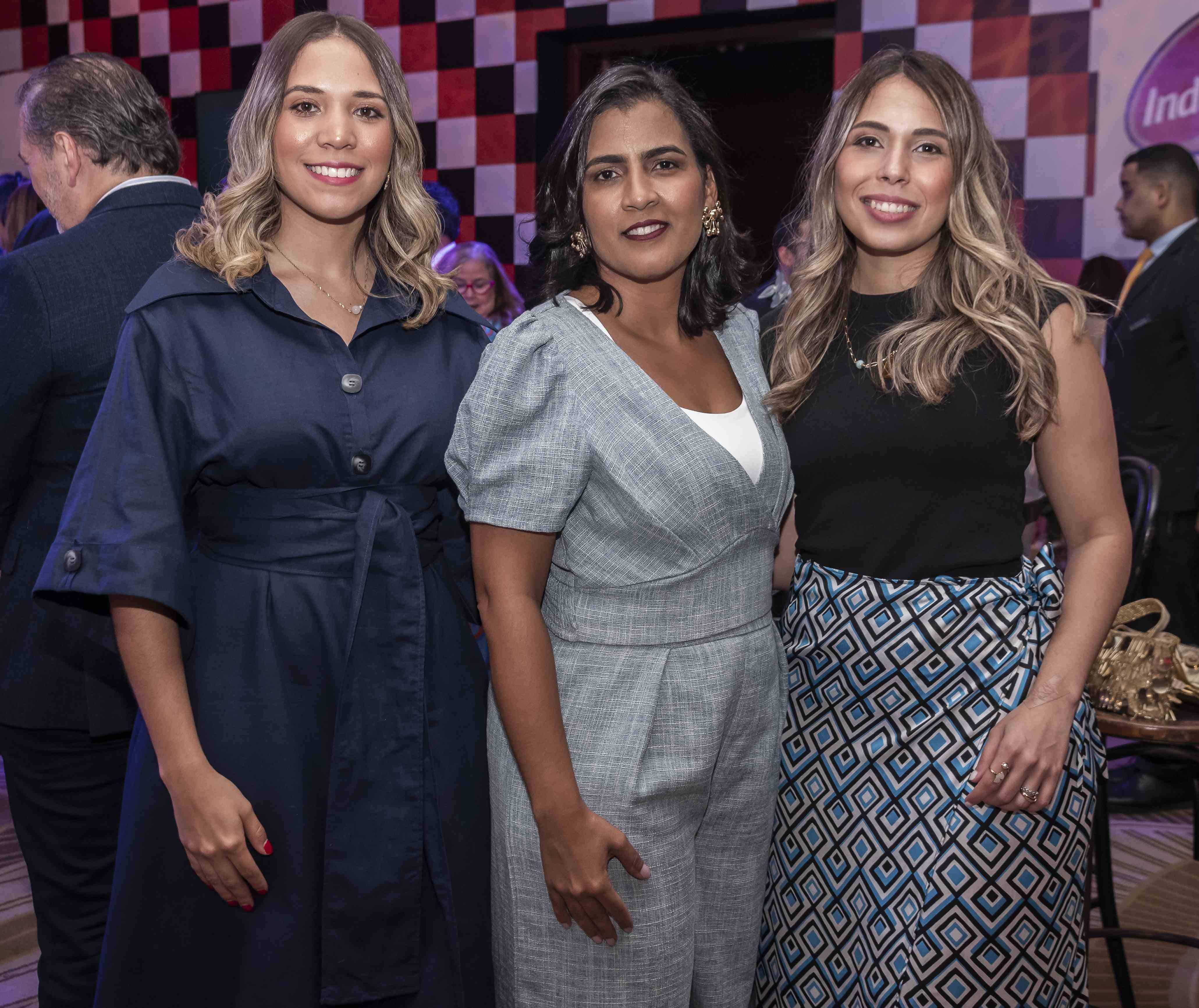 María Fernanda Valerio, Jeannette Ortiz y Monika Guerrero.