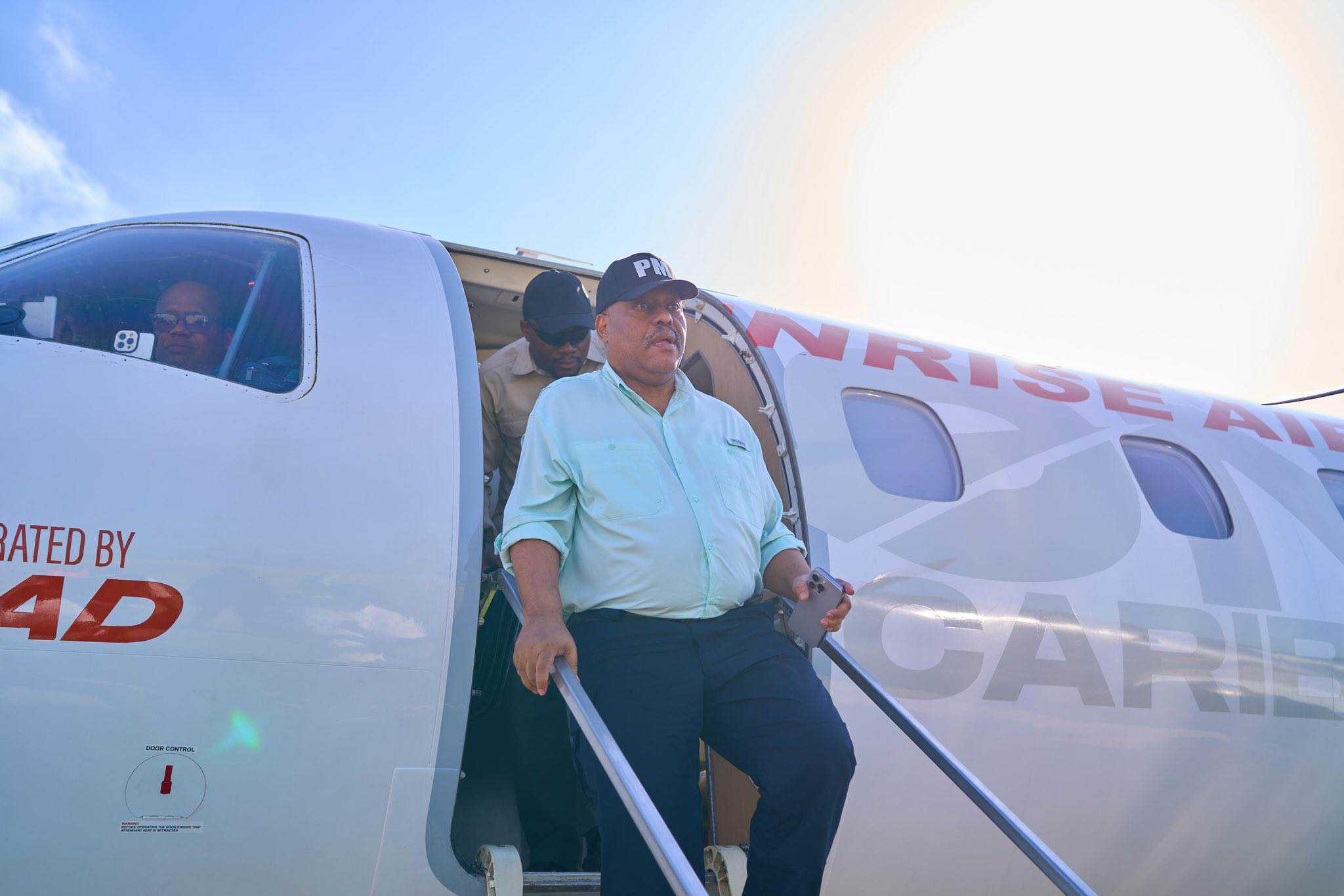 El primer ministro de Haití, Garry Conille, visita Cabo Haitiano.