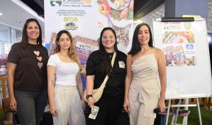 Celebran lanzamiento de Frescat, la primera comida real para gatos