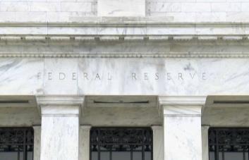 Jefe de la Reserva Federal de EEUU dice que llegó el momento de recortar tasas de interés