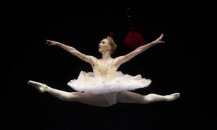 Un viaje visual que captura el esplendor de las estrellas rusas del ballet