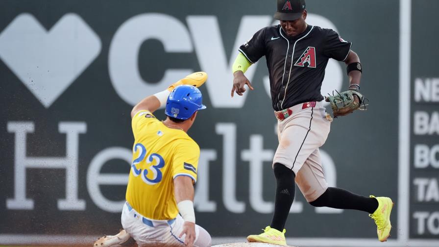 Gallen y Suárez llevan a Diamondbacks a 5to triunfo seguido, 4-1 sobre Medias Rojas