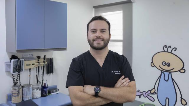 Dr. Nicolás Velasco: Hay que evitar tratar al paciente de dengue en casa