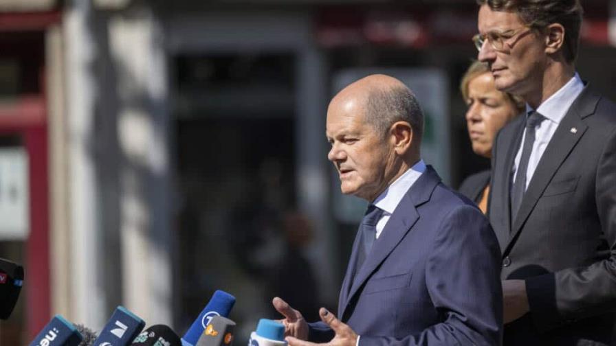 Scholz quiere una legislación más dura contra el porte de armas y la inmigración tras ataque