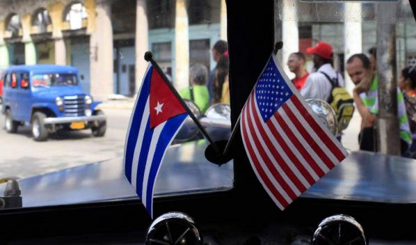 El sistema pol&iacute;tico cubano no est&aacute; en debate, dice enviada diplom&aacute;tica en Washington