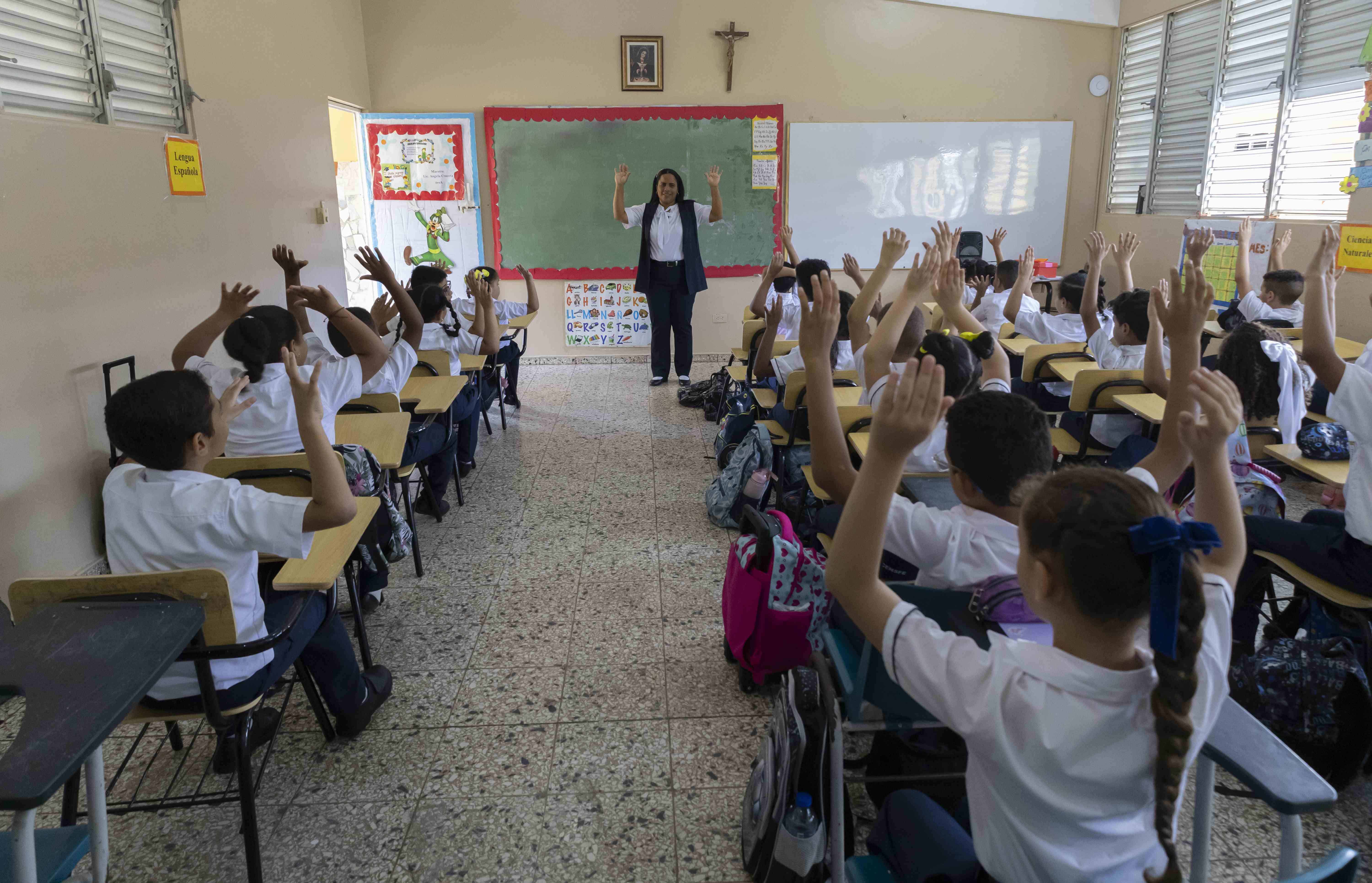 Alumnos en la Escuela Nuestra Señora de la Fe.