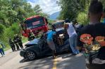 Accidente múltiple en la autopista Duarte deja al menos cuatro personas heridas Accidente múltiple en la autopista Duarte deja al menos cuatro personas heridas