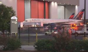 Cuatro auxiliares de vuelo se declaran culpables de contrabandear millones de dólares en droga desde NY a RD