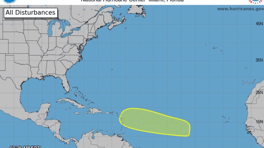 Vigilan zona en el Atlántico que podría convertirse en disturbio tropical