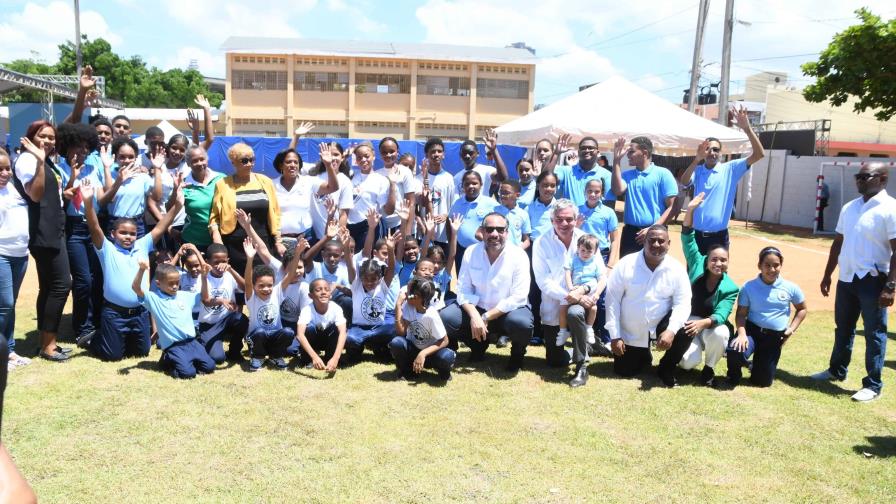 El INEFI agradece al gobierno construcción estadio béisbol Liceo Víctor Garrido Puello