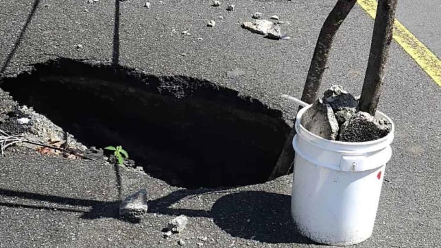 En Rincón de Yuboa, Piedra Blanca, demandan reparación de carretera