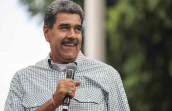 Maduro pide al mundo respetar su reelección, un mes después del controvertido resultado