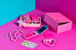 El nuevo teléfono móvil de Barbie sale a la venta con el foco en la desconexión digital El nuevo teléfono móvil de Barbie sale a la venta con el foco en la desconexión digital