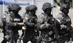 La Policía de Ecuador detuvo a tres hombres que desmembraban un cadáver