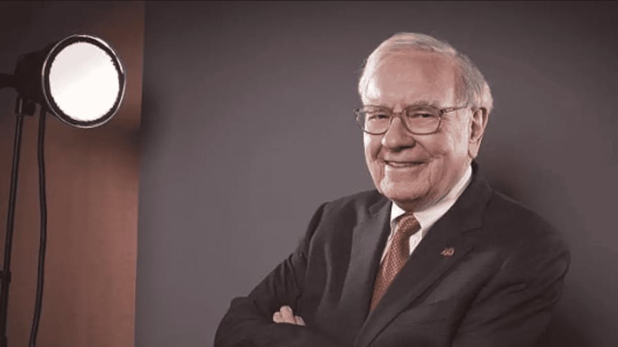 Conglomerado de Warren Buffett supera el billón de dólares en Wall Street