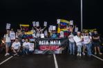 Venezolanos en RD se movilizan a pesar de lluvia en reclamo de presentación de actas electorales Venezolanos en RD se movilizan a pesar de lluvia en reclamo de presentación de actas electorales
