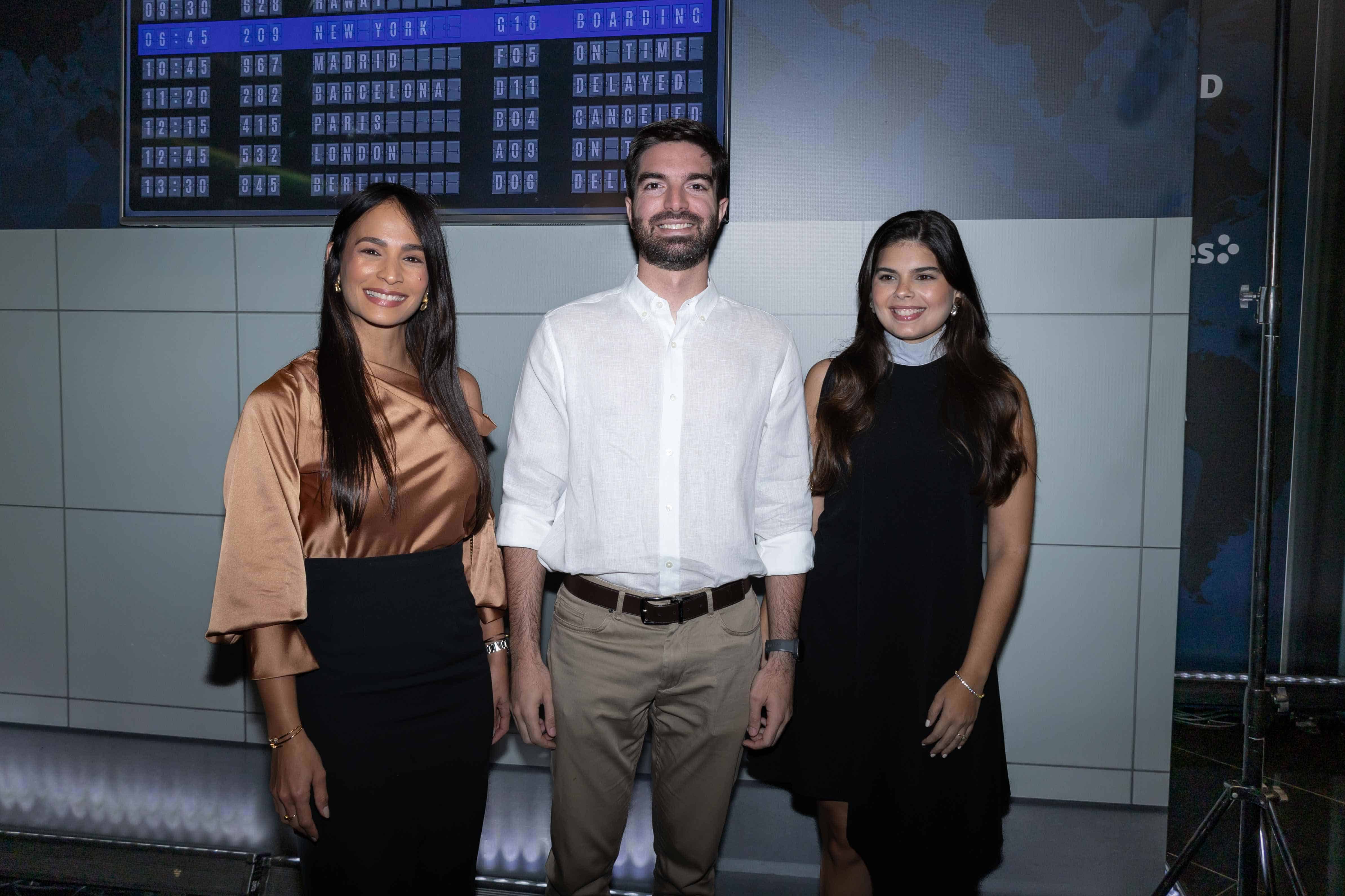 Claridiana Mejía, Pedro Zaiter y María Laura Marion-Landais <br>