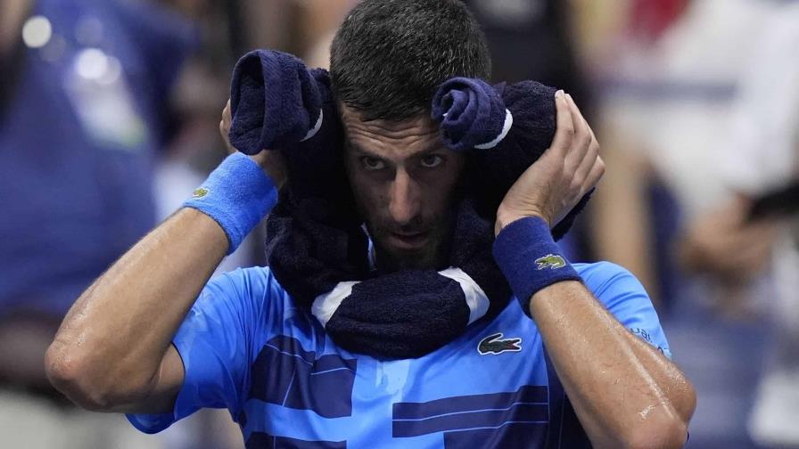 Con Alcaraz fuera de juego, Djokovic apunta a los octavos del US Open