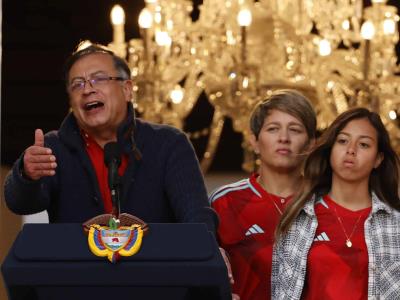 Gustavo Petro denuncia persecución psicológica contra su hija menor