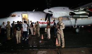 Panamá deporta al primer grupo de migrantes ecuatorianos dentro de un acuerdo con EE. UU.