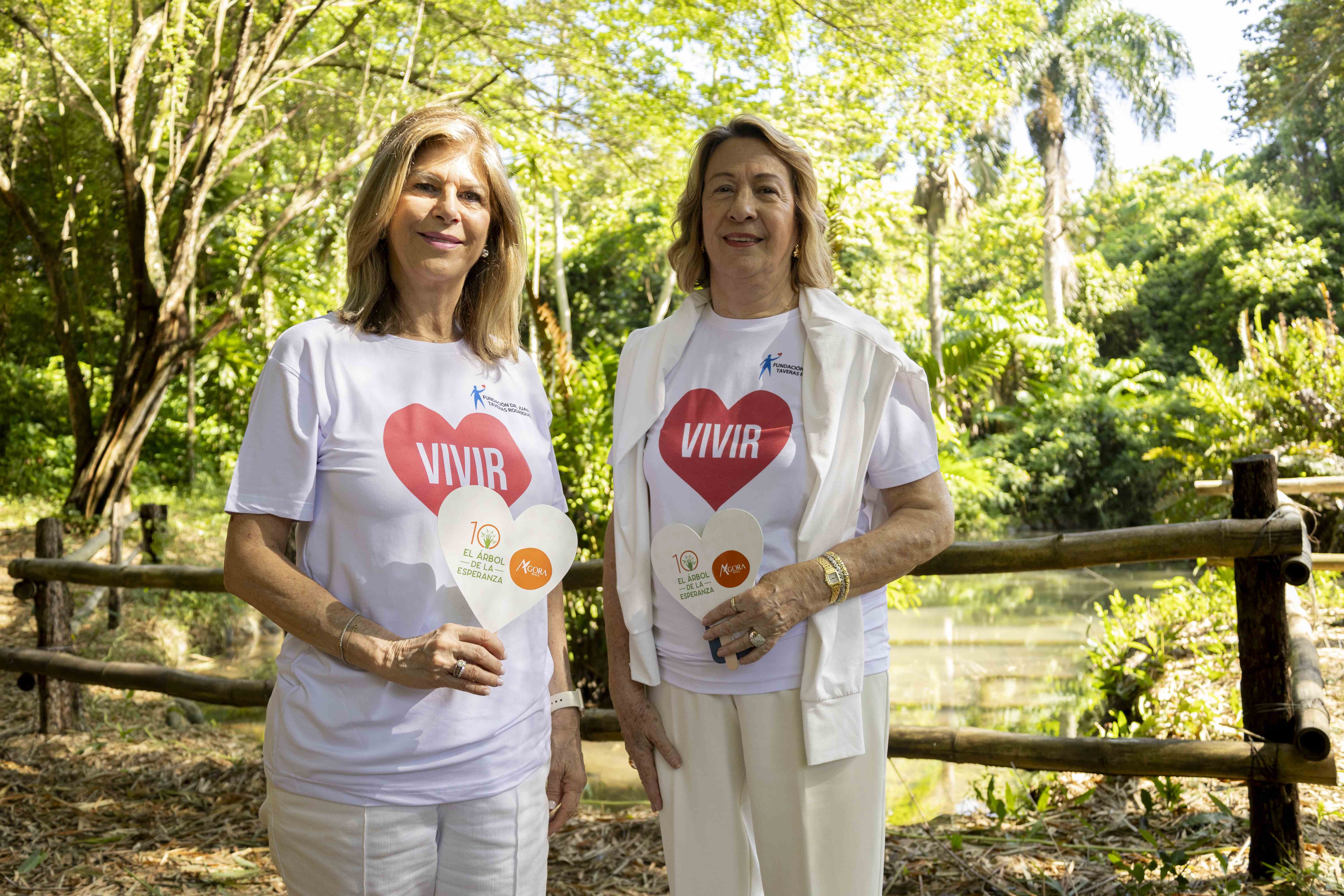 Masiel Lorenzo y Elaine Ortega.