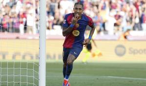 Raphinha con triplete  lidera la exhibición del Barça que vence 7-0 al Valladolid