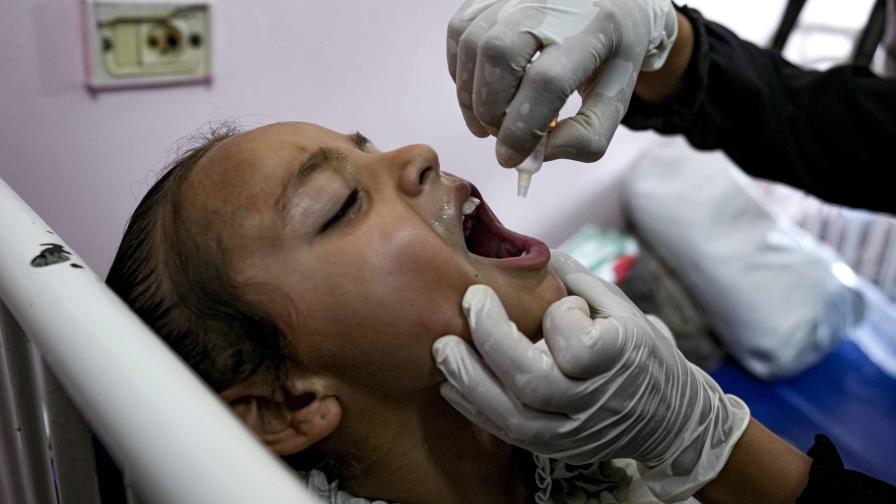 Comienza campaña de vacunación a gran escala contra la polio en la Franja de Gaza