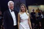 Richard Gere y Alejandra Silva conquistan la alfombra roja del Festival de Venecia