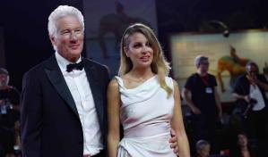 Richard Gere y Alejandra Silva conquistan la alfombra roja del Festival de Venecia
