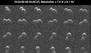 Un asteroide en forma de cacahuete se acerca a la Tierra