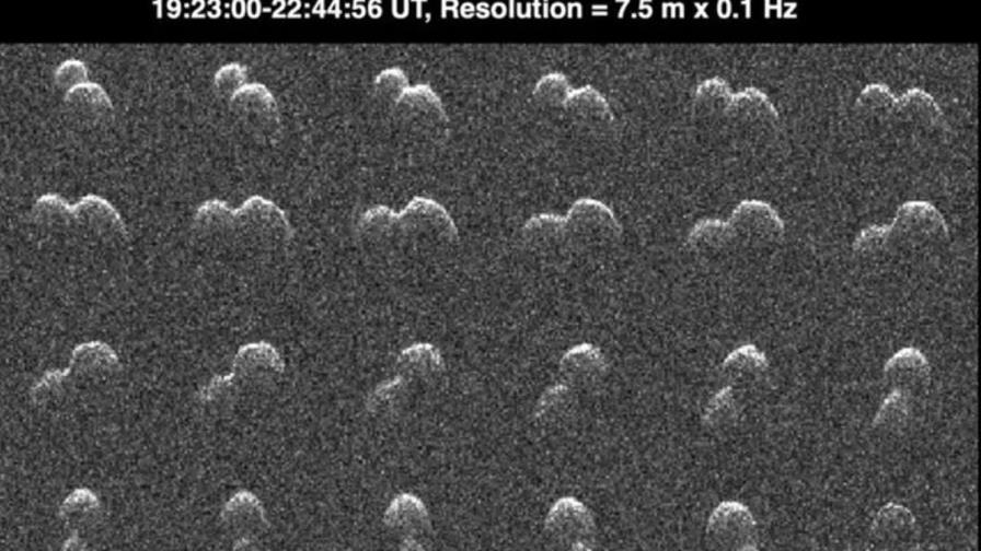 Un asteroide en forma de cacahuete se acerca a la Tierra