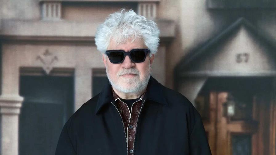 Pedro Almodóvar: Aún no he conseguido perderle del todo el miedo a la muerte