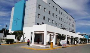 Trece personas siguen hospitalizadas por el impacto del camión en la carretera de Azua