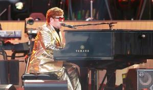 Elton John se recupera de una infección ocular grave que le dejó la vista limitada