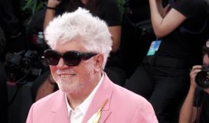 Almodóvar medita sobre la vida y la muerte en su primer largometraje en inglés