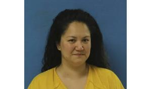 Mujer de EEUU es acusada formalmente de intentar ahogar a niña palestina en una piscina