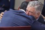 Fiscal pide reinstaurar cargos contra Alec Baldwin por disparo letal en set