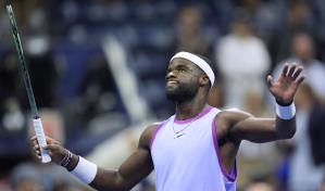 Tiafoe avanza a semifinal del US Open por lesión de Dimitrov y chocará con Fritz