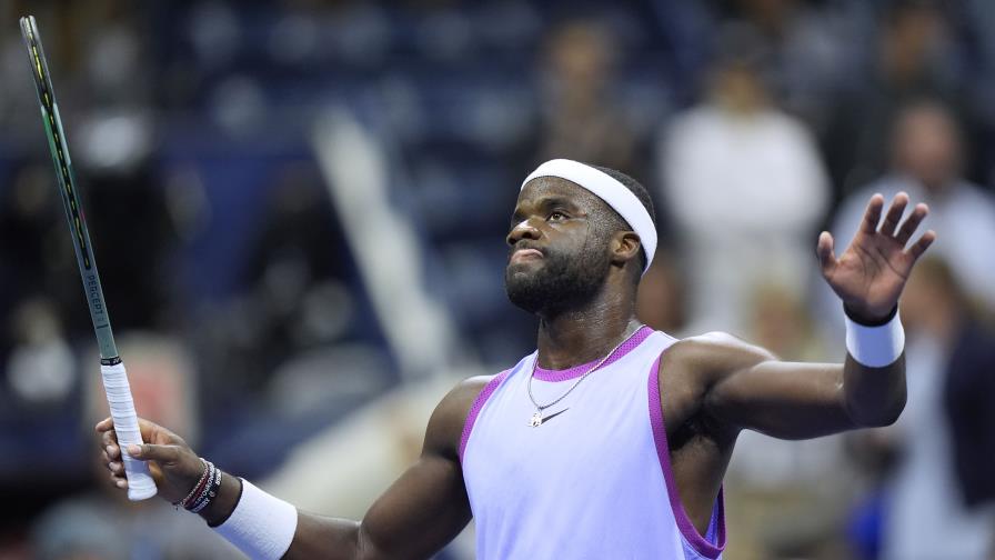 Tiafoe avanza a semifinal del US Open por lesión de Dimitrov y chocará con Fritz