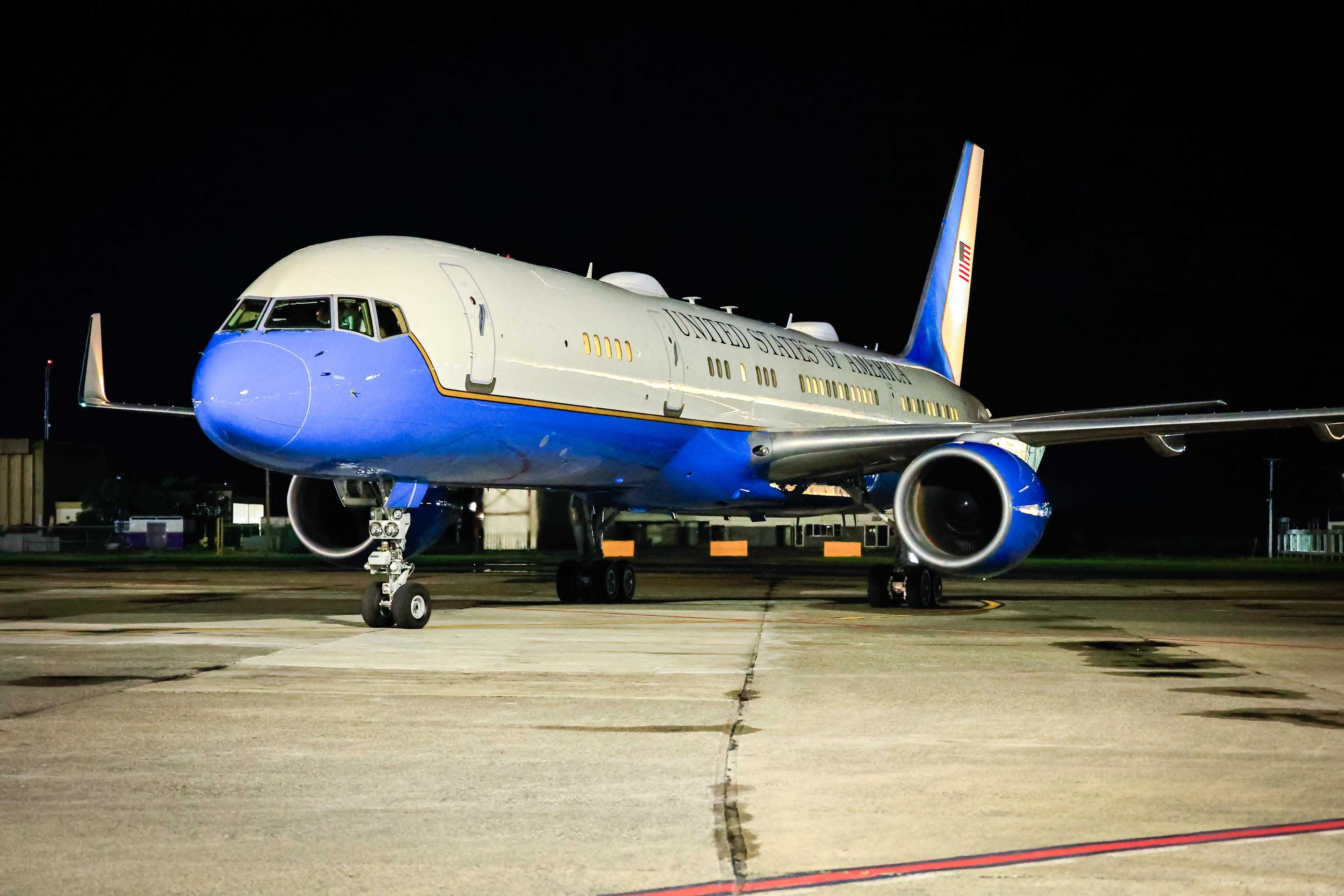 El avión del Gobierno de Estados Unidos que transporta al secretario de Estado, Antony Blinken. 