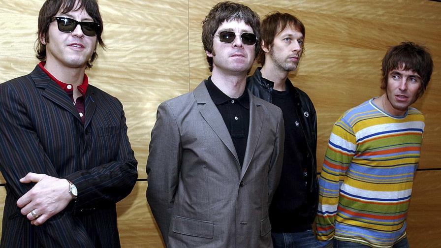 Seguidores del grupo musical Oasis, víctimas de fraudes en compra de entradas en redes sociales