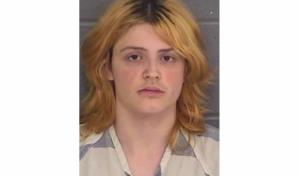 Detienen y acusan de homicidio involuntario al padre del autor del tiroteo de Georgia